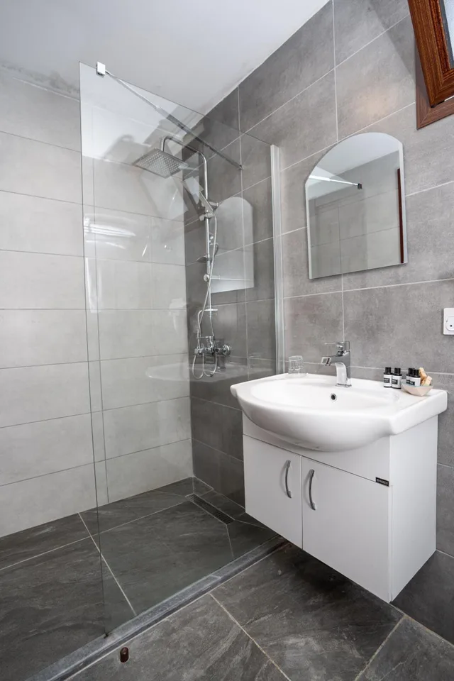 غرفة بسرير مزدوج، Meryems Hotel 6/6