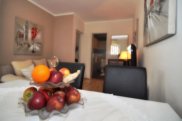 شقة بإطلالة على المسبح بشرفة بغرفتي نوم، Villa Vanilla 8/10
