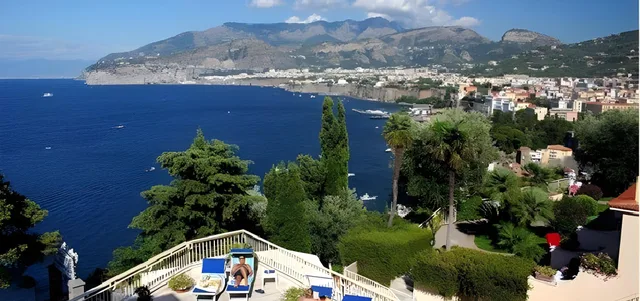 Mezzanine, Standard, Double or Twin Bed, Private Bathroom، Hotel Miramare Sorrento 2/2