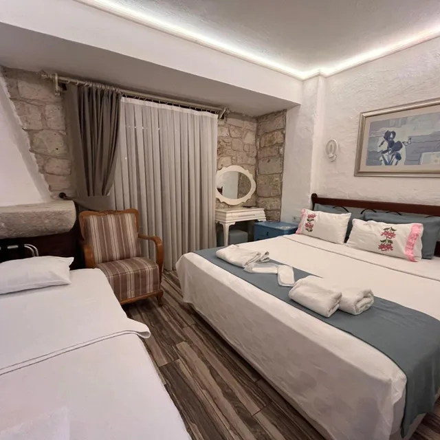 Superior, Triple, Alacati Asmali Konak Hotel 10/10