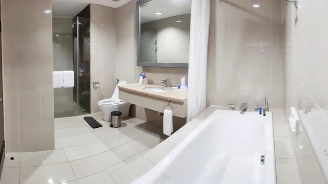 President Suite، Aston Purwokerto Hotel and Conference Center 5/6
