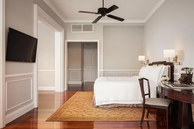 Colonial, Suite, King Bed, Garden View، Raffles Grand Hotel D Angkor Hotel 7/10