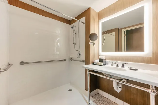 غرفة تنفيذية بسرير مزدوج، Sheraton Tarrytown Hotel 2/3