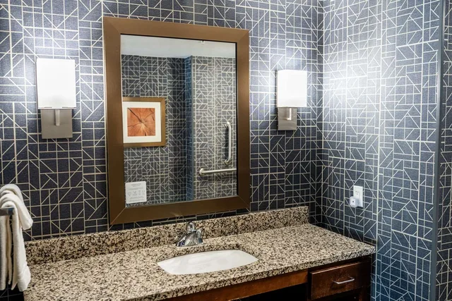 جناح استوديو بسرير كينج لذوي الإعاقة، Homewood Suites By Hilton Rochester Mayo Clinic Area Saint Marys 2/2