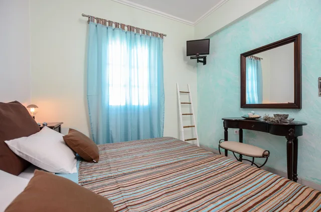 Apartment, Murphy Bed, Queen Bed، Anatoli 2/10