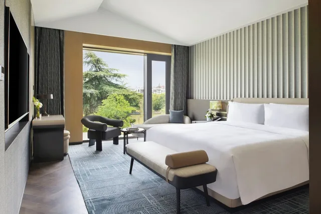جناح بسرير كينج بغرفة نوم واحدة، Intercontinental Xiangyang 1/3