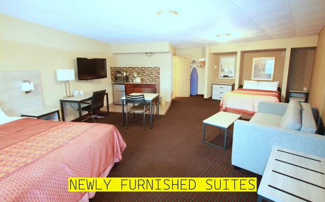 جناح ديلوكس بسريرين مزدوجين مع أريكة بمطبخ صغير، Travel Inn and Suites Flemington 3/7