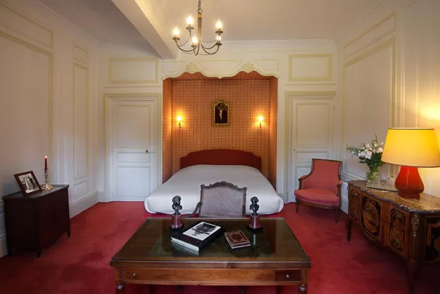 1 Bedroom, House, Chateau de Bourron 1/1
