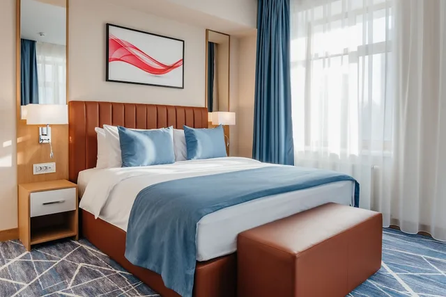 جناح جونيور بسرير كينج، Ramada by Wyndham Astana 1/2