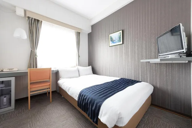 غرفة بسرير نصف مزدوج في المبنى الرئيسي، Tottori City Hotel 3/3