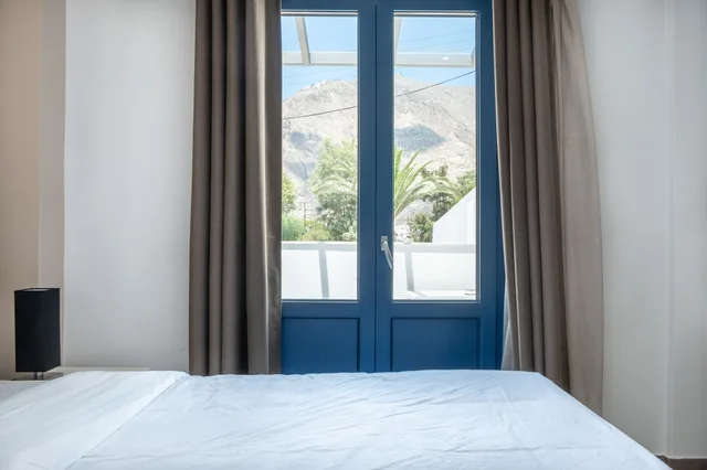 استوديو سوبيريور ثلاثي بسرير مزدوج مع أريكة، Tristhenia Hotel 1/4