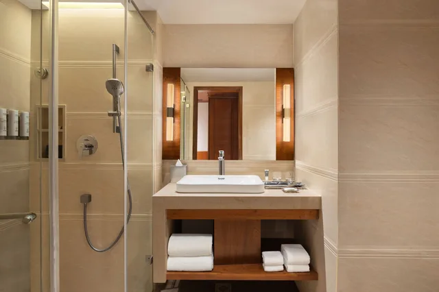 Premium, Twin Beds, Courtyard Tiruchirappalli 2/3