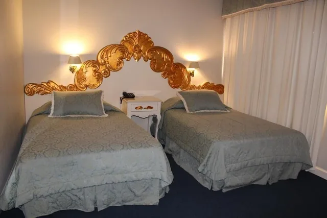 غرفة ديلوكس بسريرين منفصلين، Bertaso Hotel 1/2