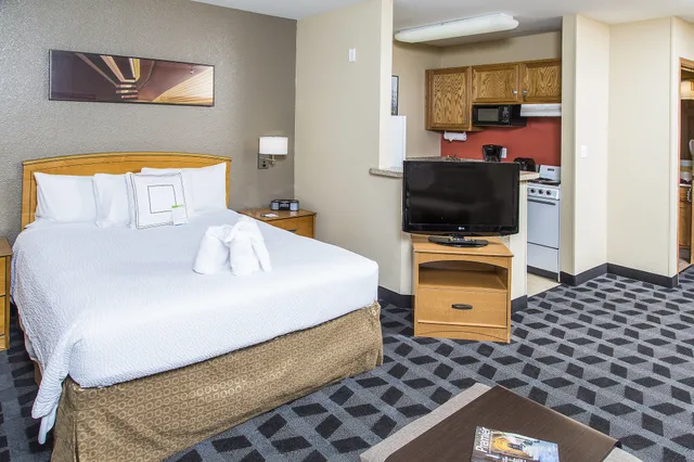 استوديو بسرير كوين مع أريكة لذوي الإعاقة، TownePlace Suites by Marriott Anaheim Maingate Near Angel Stadium 2/10