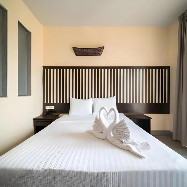 Deluxe Double, Sunday JA Plus Hotel 2/4