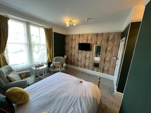 Superior, Double Bed, Kirkwood Guest House 1/2