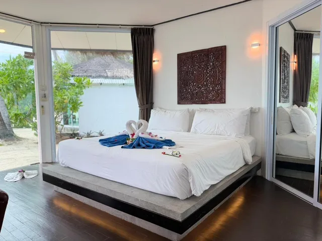 Villa, Beach Front, Am Samui Resort 1/10