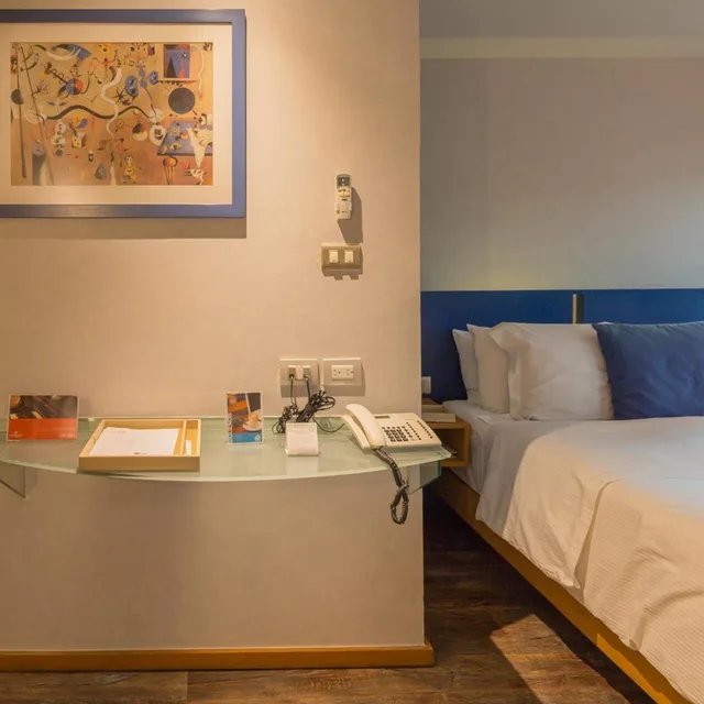 غرفة بسرير مزدوج، Suites Contempo 3/5