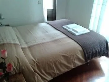 غرفة كلاسيكية بسرير مزدوج بإطلالة على المدينة، Hostal Esmeralda 2/2