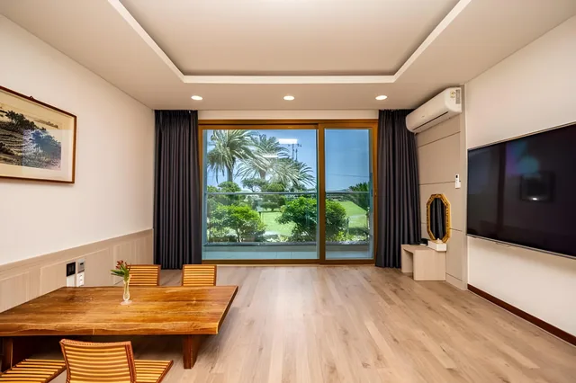 غرفة بإطلالة على الحديقة بغرفة نوم واحدة، Areumdaun Resort 1/1
