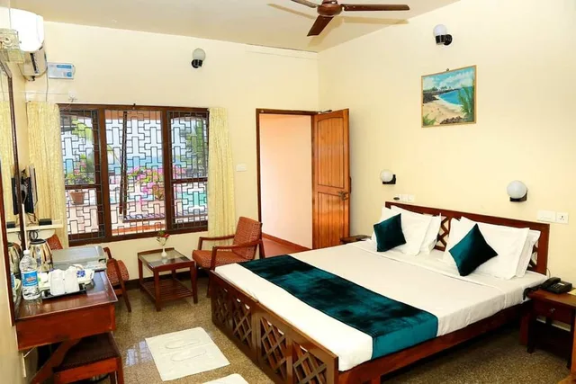 غرفة قياسية بسريرين منفصلين، Hotel Seaface 4/10