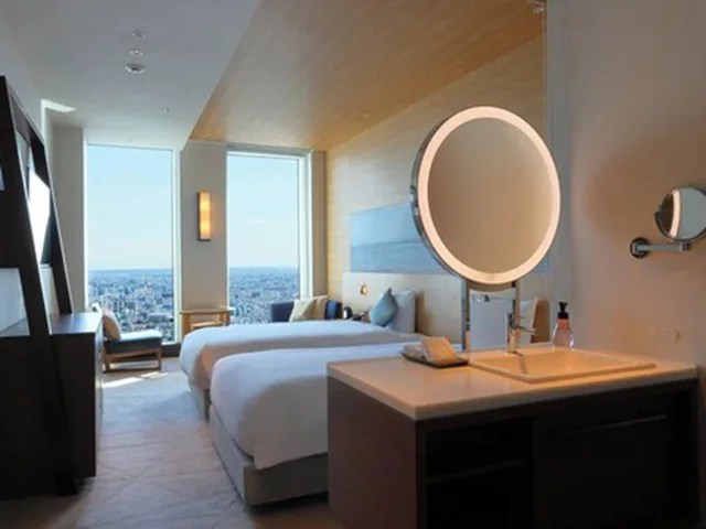 Semi Room, Sky, 2 Semi Double Beds, Canal Side, Top Floor، Nagoya Prince Hotel Sky Tower 1/1