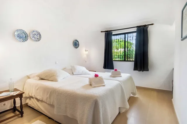 فيلا سوبيريور بسرير كوين وسريرين منفصلين بغرفتي نوم، Quinta Do Paraiso 1/4