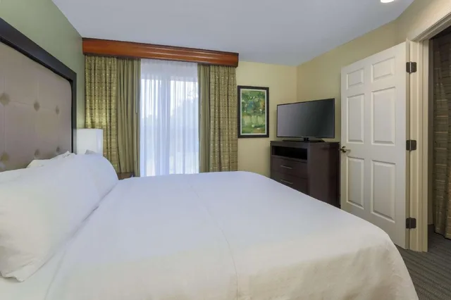 2 Bedrooms, Suite, 2 Double Beds, King Bed, 2 Bathrooms, Sofa، Homewood Suites By Hilton Clearwater 1/5