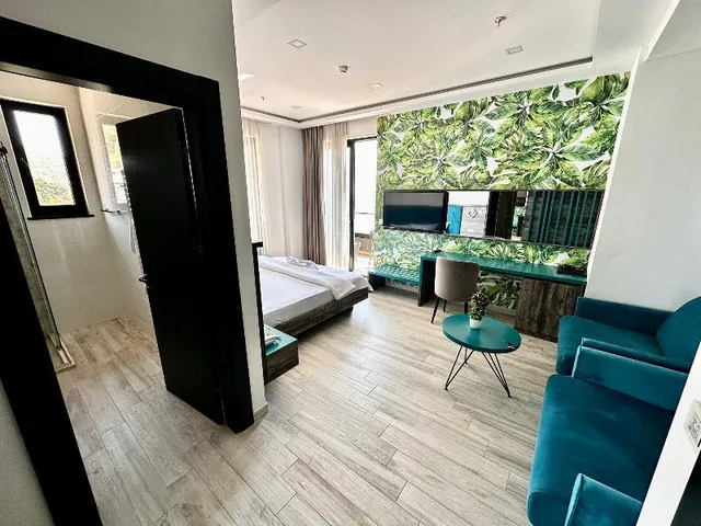 جناح بإطلالة على البحر بشرفة، Hotel Del Medio 1/1
