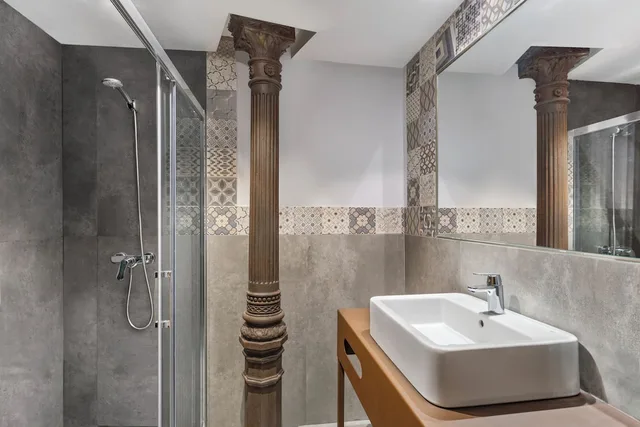 غرفة عائلية بسرير مزدوج وسرير فردي في الطابق الأرضي، B&B HOTEL Madrid Centro Plaza Mayor 3/3