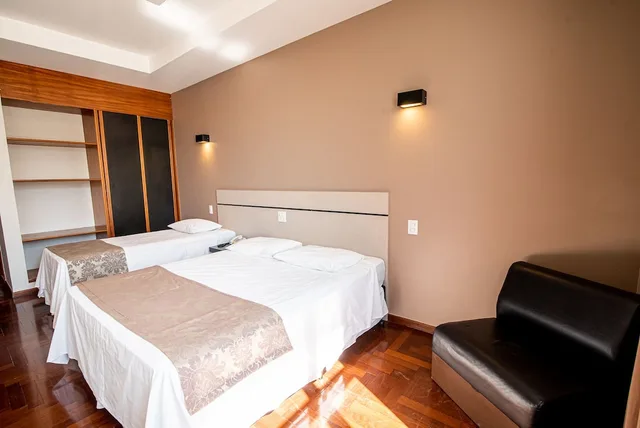 غرفة ثلاثية بسرير مزدوج وسرير فردي، SERRANO RESIDENCIAL HOTEL 2/3