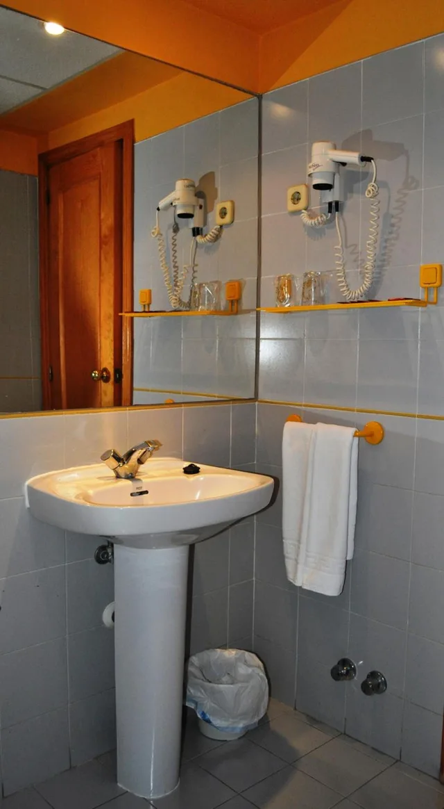 Room, Double or Twin Bed, Hotel Espana 7/7