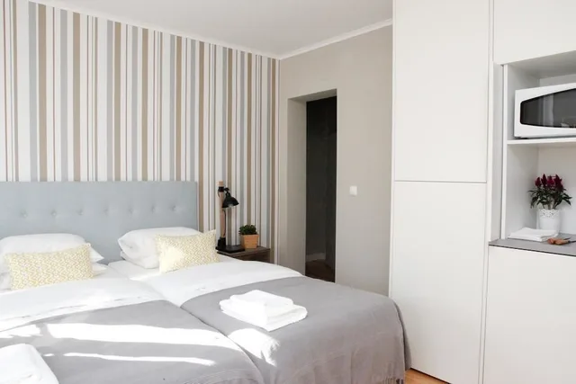 غرفة بسريرين منفصلين، Flores Guest House 1/2