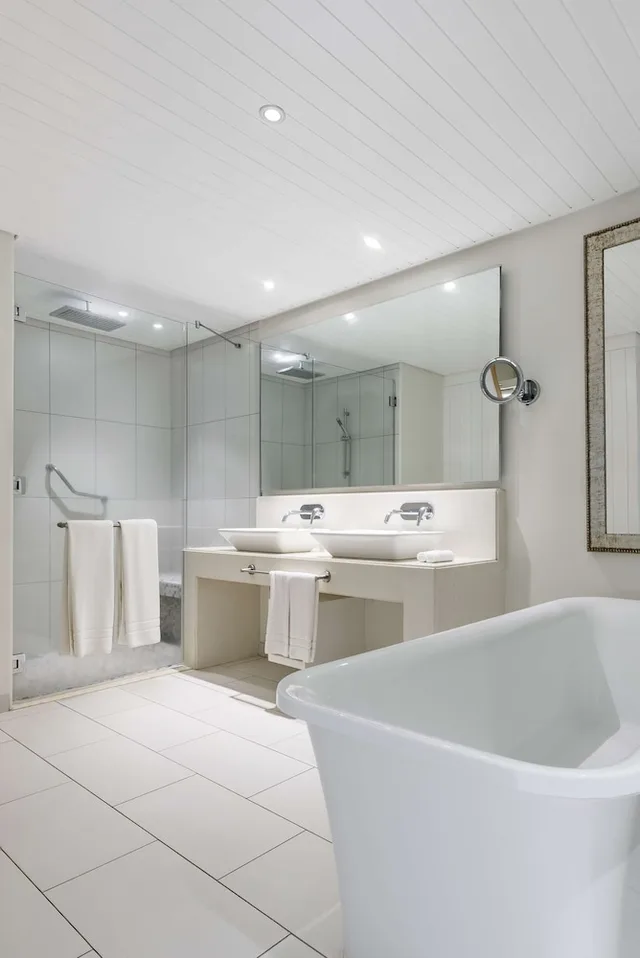 Premium, King Bed, Ocean View, Radisson Blu Azuri Resort and Spa 8/10
