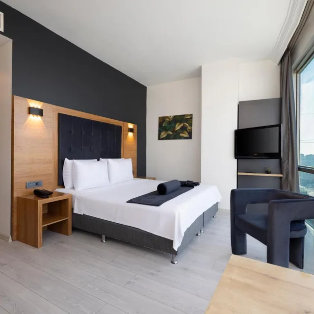 غرفة قياسية بسرير مزدوج، Asia Artemis Suite 2/9