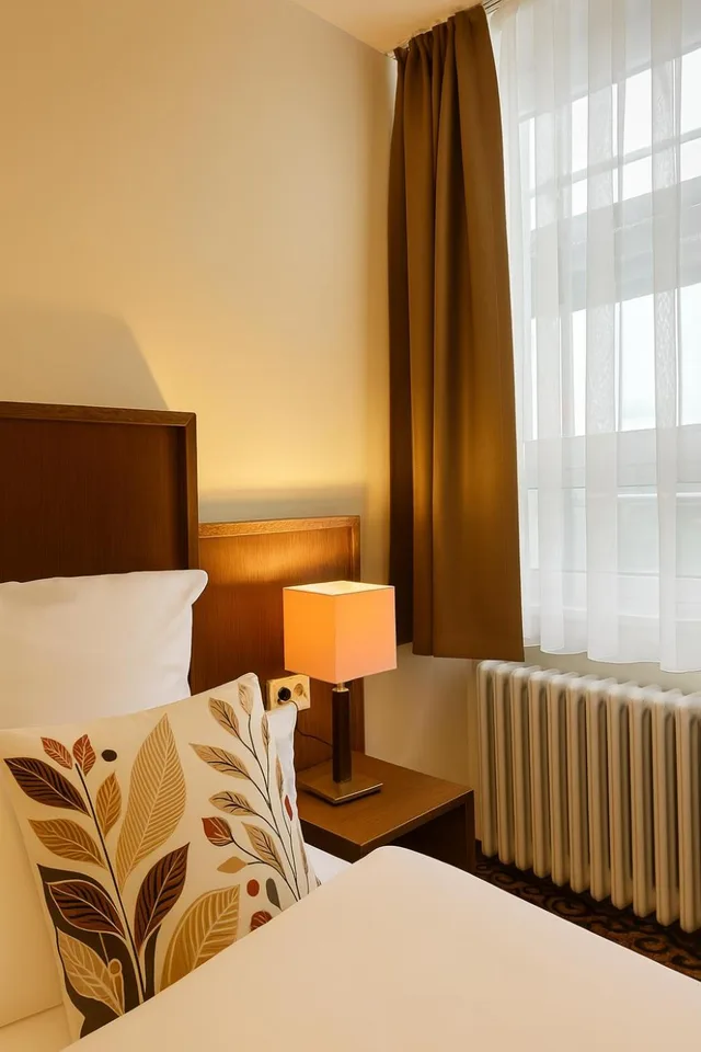 Superior, Studio, Hotel Medo Koln 3/6