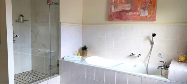 غرفة بسرير كينج، Riversong Guest House 5/5