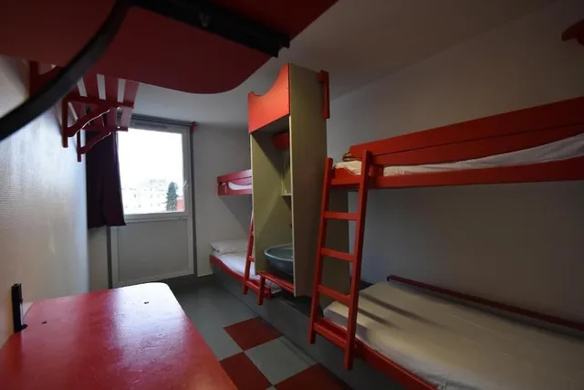 سكن مشترك بأربعة أسرّة للنساء بحمام مشترك، Auberge de Jeunesse Paris - Le d'Artagnan 10/10