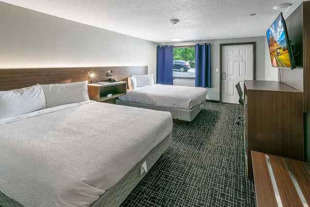 غرفة قياسية بسرير مزدوج، Gatlinburg Mountain Inn Gatlinburg TN 2/9
