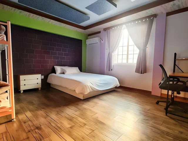 غرفة ديلوكس رباعية بسريرين مزدوجين بحمام خاص، Kimchee Busan Downtown Guesthouse 2/2