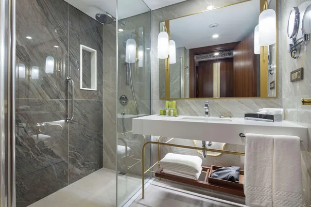 Guest Room, Double Bed, City View, Doubletree By Hilton Antalya City Centre 3/3