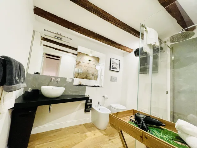1 Bedroom, Mezzanine, Exclusive, Apartment, King Bed, Sofa, Kitchen، Palazzo Del Poeta 4/4
