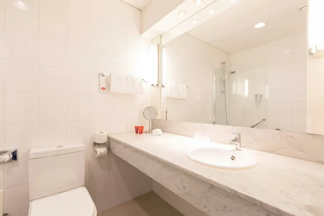 غرفة كومفورت بسرير فردي، Leonardo Hotel Lelystad City Center 4/8