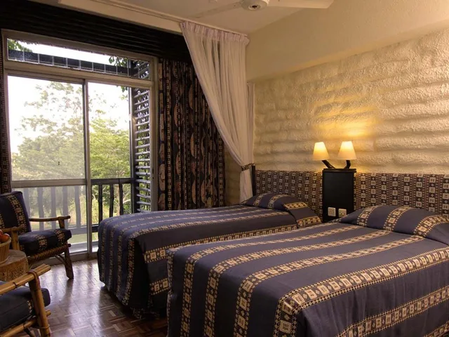 Resort, Twin Beds، Taita Hills Safari Resort And Spa 2/4