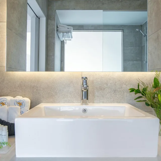 Superior, Double Bed, Lateral Side Sea View، Lordos Beach Hotel and Spa 9/10
