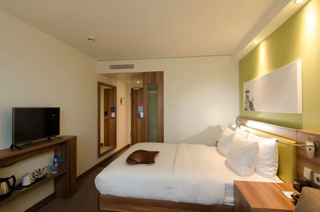 غرفة بسرير كوين، Grand Hotel Saint Michel 2/10