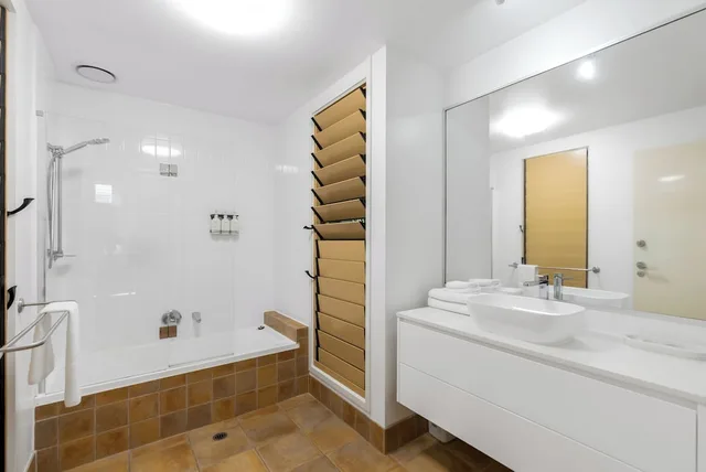 2 Bedrooms, Apartment, King and Twin Beds, SANCTUARY PALM COVE 15/15