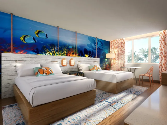 غرفة بريميوم بسرير كينج وسريرين مزدوجين، Crowne Plaza Resort Guam 4/10