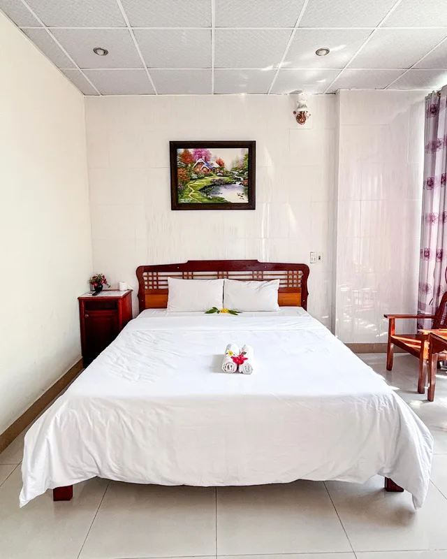 غرفة ديلوكس بسرير مزدوج بشرفة، Lucky House Hotel 1/2