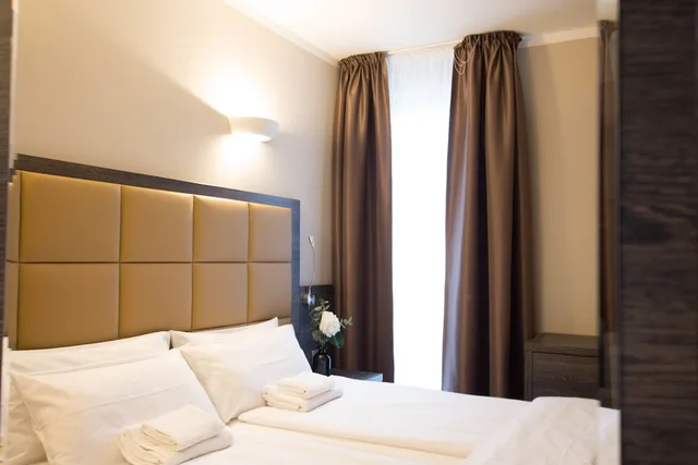 غرفة قياسية بسرير مزدوج، Hotel Delta am Potsdamer Platz 3/10